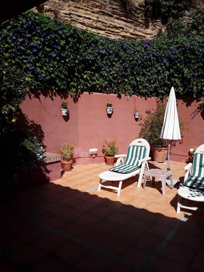 Viviendas Turisticas Los Arrayanes Ronda Esterno foto